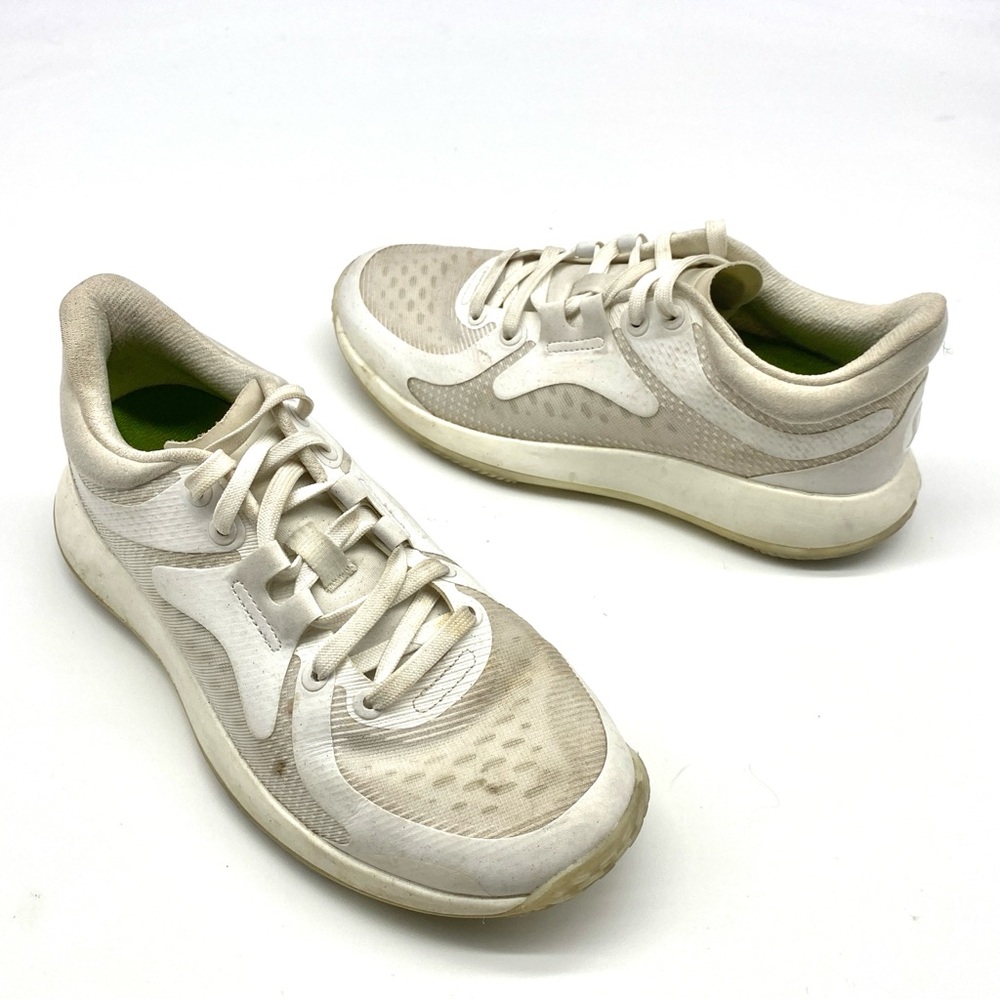 LULULEMON Strongfeel Logo White Grey Training Sneakers Tennis Shoes Ladies 6